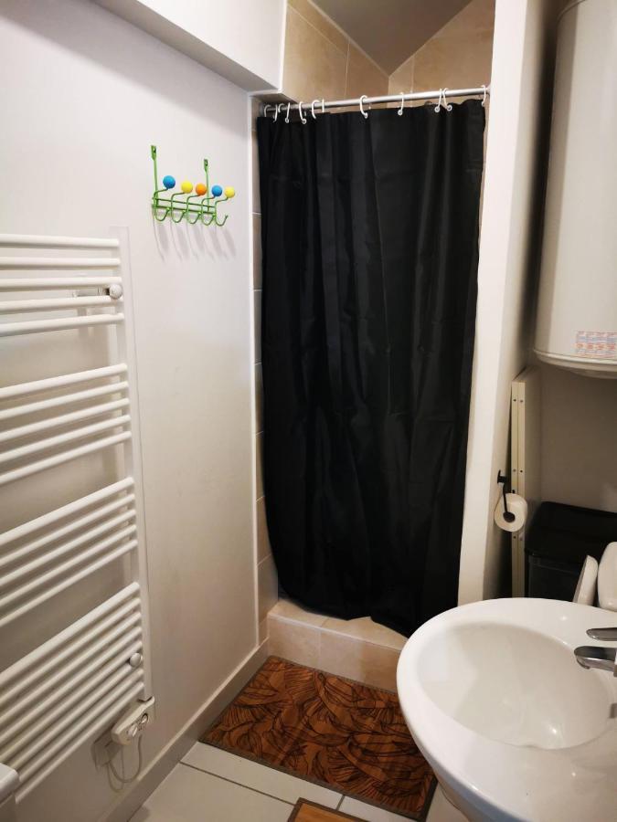Appartement 4-6 Personnes A Proximite Des Stations Et Grands Cols Saint Avre la Chambre Exterior photo